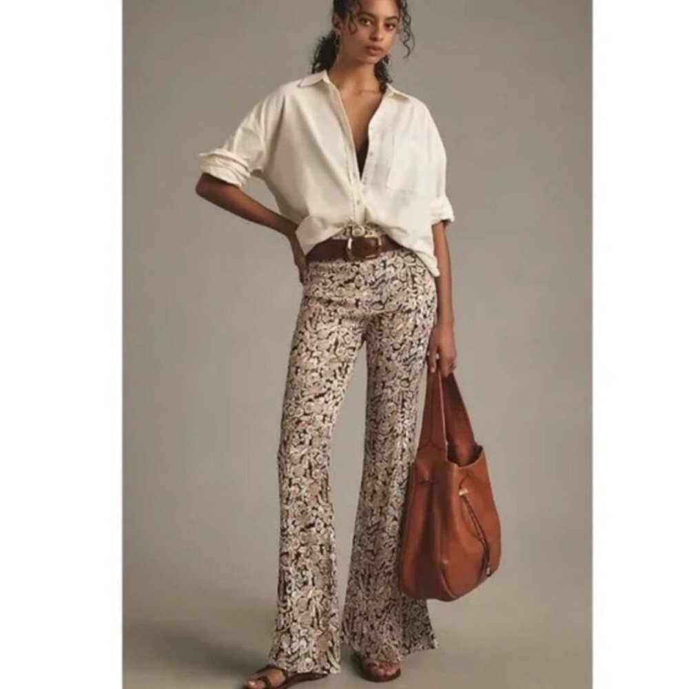 Anthropologie Satin Flare Trouser Pants
Size 14 NEW!